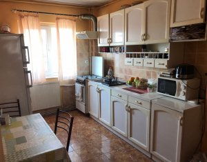 Lakás 3 szobák kiadó on Cluj-napoca, Zóna Intre Lacuri