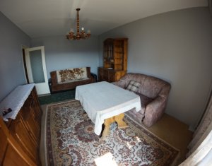 Appartement 3 chambres à louer dans Cluj-napoca, zone Marasti