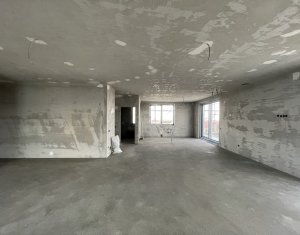 Lakás 4 szobák eladó on Cluj-napoca, Zóna Zorilor