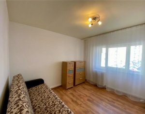 Appartement 3 chambres à louer dans Cluj-napoca, zone Manastur