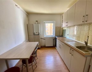 Appartement 3 chambres à louer dans Cluj-napoca, zone Manastur