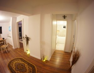 Appartement 3 chambres à louer dans Cluj-napoca, zone Marasti