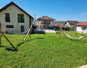 Ház 6 szobák eladó on Sannicoara