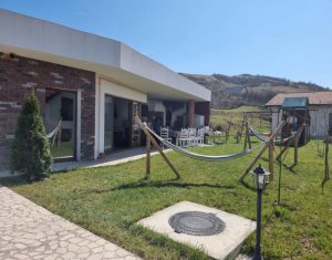 Ház 6 szobák eladó on Sannicoara