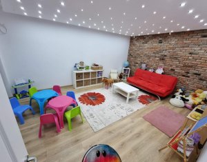 Ház 6 szobák eladó on Sannicoara