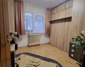 Appartement 3 chambres à vendre dans Cluj-napoca, zone Manastur