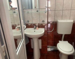 Lakás 4 szobák kiadó on Cluj-napoca, Zóna Manastur