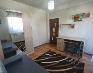 Lakás 3 szobák eladó on Floresti