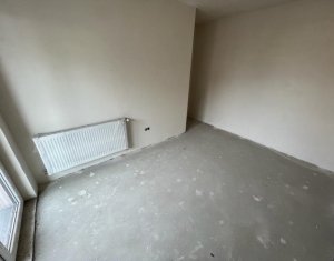 Lakás 3 szobák eladó on Floresti, Zóna Centru