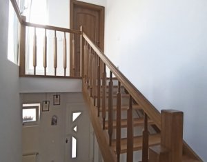 Maison 4 chambres à vendre dans Apahida