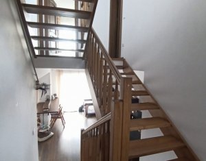 Maison 4 chambres à vendre dans Apahida