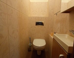 Appartement 4 chambres à louer dans Cluj-napoca, zone Manastur