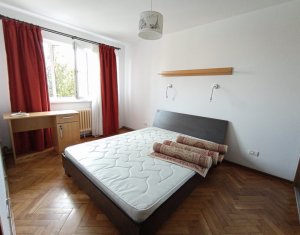 Appartement 4 chambres à louer dans Cluj-napoca, zone Manastur