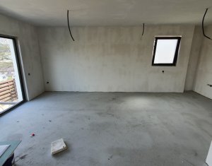 Ház 5 szobák eladó on Floresti