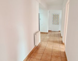 Appartement 3 chambres à vendre dans Cluj-napoca, zone Centru
