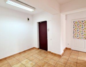 Appartement 3 chambres à vendre dans Cluj-napoca, zone Centru