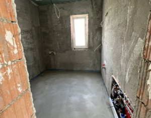 Maison 4 chambres à vendre dans Cluj-napoca, zone Dambul Rotund
