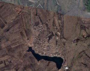 Telek eladó on Chinteni