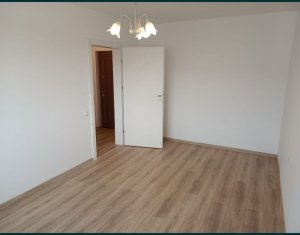 Lakás 2 szobák eladó on Floresti