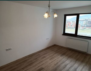 Lakás 2 szobák eladó on Floresti