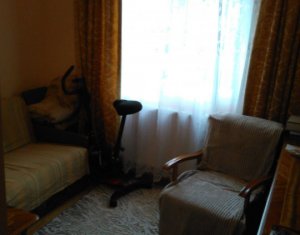 Appartement 4 chambres à vendre dans Cluj-napoca, zone Manastur