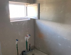 Ház 4 szobák eladó on Apahida