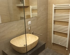 Appartement 2 chambres à vendre dans Floresti, zone Centru