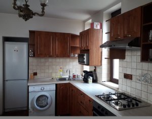 Maison 3 chambres à vendre dans Cluj-napoca, zone Zorilor