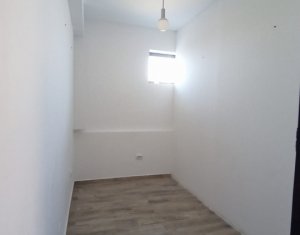 Appartement 4 chambres à vendre dans Cluj-napoca, zone Manastur