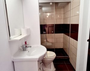 Appartement 5 chambres à vendre dans Cluj-napoca, zone Centru