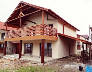 Maison 4 chambres à vendre dans Jucu De Mijloc