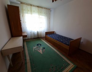 Appartement 4 chambres à louer dans Cluj-napoca, zone Plopilor