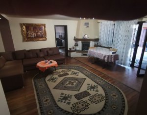 Ház 7 szobák eladó on Campenesti, Zóna Centru