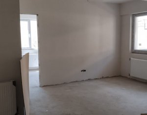 Lakás 3 szobák eladó on Floresti