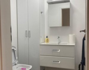 Appartement 3 chambres à louer dans Floresti