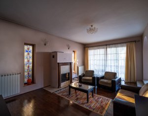 Maison 10 chambres à vendre dans Cluj-napoca, zone Centru