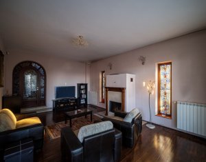 Maison 10 chambres à vendre dans Cluj-napoca, zone Centru