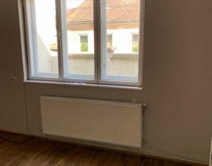 Maison 3 chambres à louer dans Cluj-napoca, zone Centru