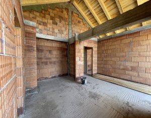 Ház 4 szobák eladó on Salicea, Zóna Centru