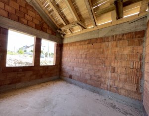 Ház 4 szobák eladó on Salicea, Zóna Centru