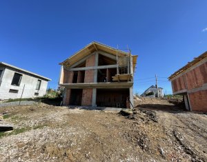 Ház 4 szobák eladó on Salicea, Zóna Centru