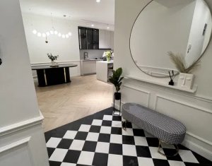 Maison 4 chambres à vendre dans Cluj-napoca, zone Andrei Muresanu