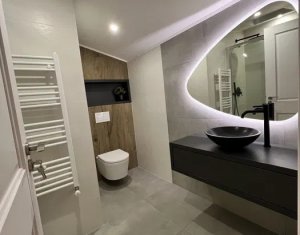 Maison 4 chambres à vendre dans Cluj-napoca, zone Andrei Muresanu