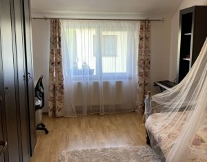 Ház 4 szobák eladó on Floresti