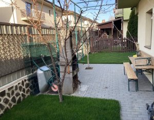 Ház 4 szobák eladó on Floresti