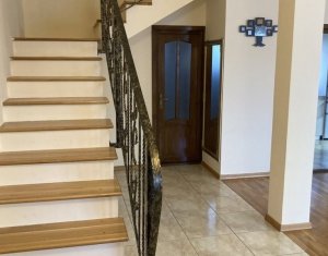 Ház 4 szobák eladó on Floresti