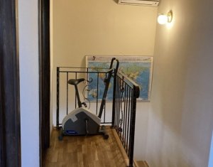 Ház 4 szobák eladó on Floresti