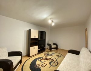 Appartement 3 chambres à louer dans Cluj-napoca, zone Marasti
