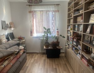 Appartement 4 chambres à vendre dans Cluj-napoca, zone Manastur