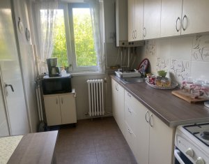 Appartement 4 chambres à vendre dans Cluj-napoca, zone Manastur